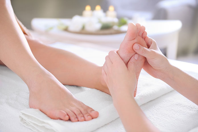 Refleksologia stóp jako technika masażu leczniczego