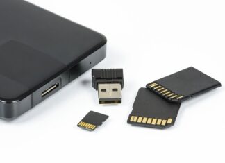Jak podłączyć pendrive do HDMI?