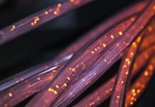 Jak działa kabel grzejny samoregulujący?