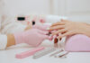 Dlaczego kobiety lubią robić manicure i pedicure? Manicure i pedicure